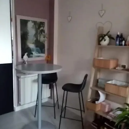 Maison Entiere Pour 2 Personnes Apartamento Mios